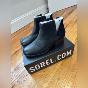 NIB Sorel Cate Cutout Boot Bootie Black Leather Suede 8.5 39.5 Block Heel